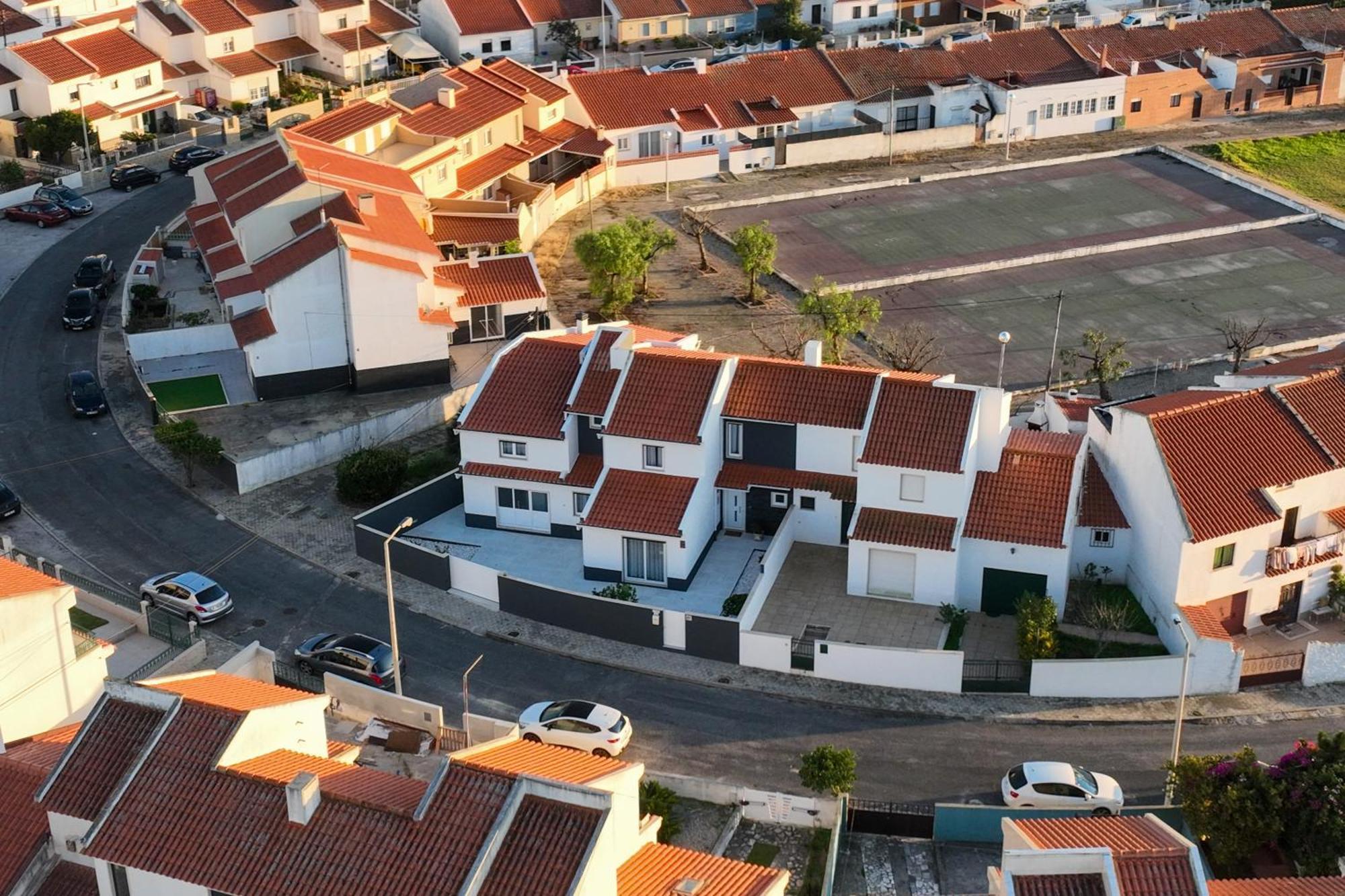 Fika Guest House Nazaré Esterno foto